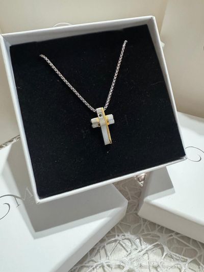 Cross Pendant Necklace